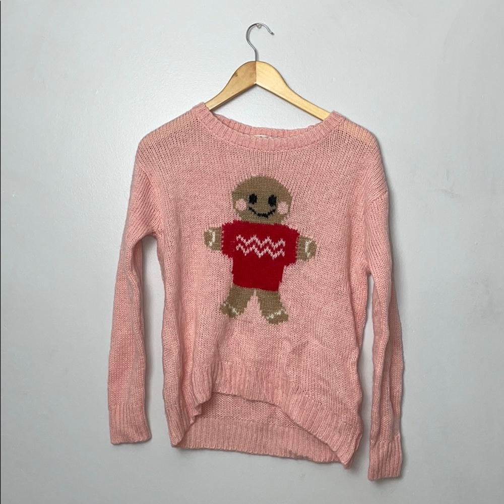 Cute Christmas Gingerbread man sweater!